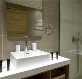 3 bedroom villa with pool & seaview, near Acharavi, sleeps 6